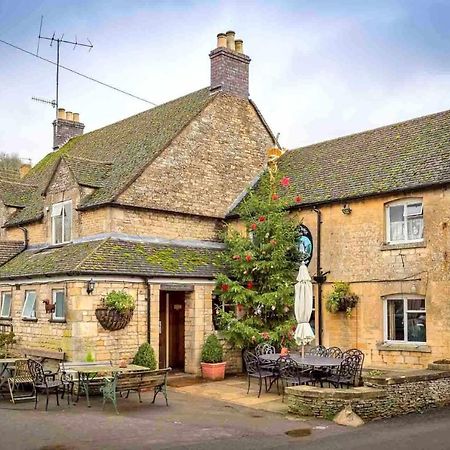 Flynn'S Barn Βίλα Aylworth Εξωτερικό φωτογραφία
